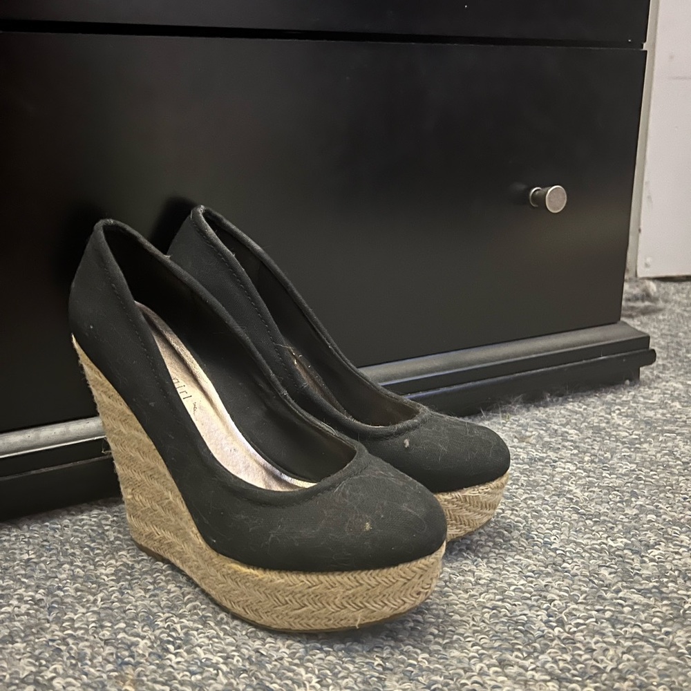 Madden Girl Summer Pumps